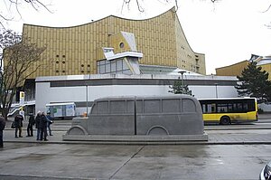 Berlin Denkmal Bus